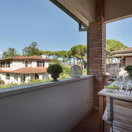 Villa Marygrace Dei Marmi House 150 Metres From The *