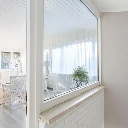 Marygrace Dei Marmi House 150 Metres From The Villa *