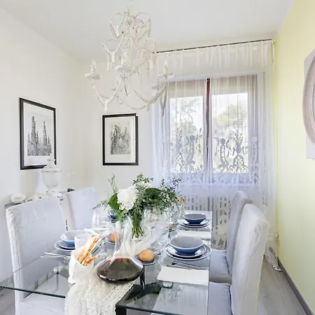 Villa Marygrace Dei Marmi House 150 Metres From The *